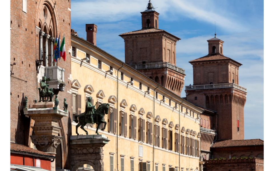 Ferrara: Walking Tour, Highlights and Food Tastings - Culinary Delights: Pasta and Wine