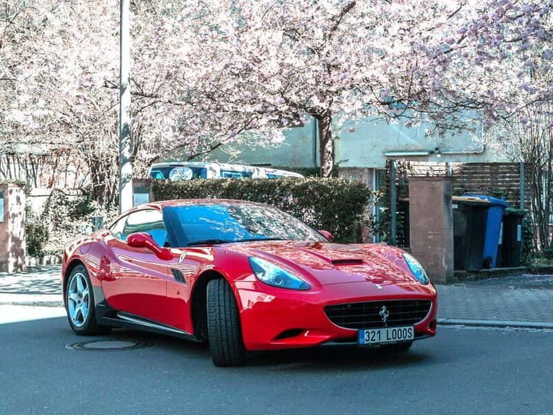 Ferrari selber fahren 30 Min, 1 Person (opt. 60 Min, 3 Per.) - Key Points