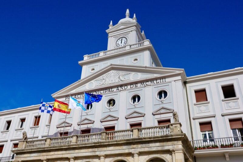 Ferrol: Essential Walking Tour of the Citys Landmarks - Customer Experience