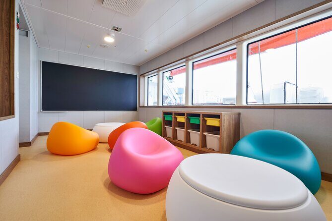 Ferry Transfer between Papeete, Tahiti and Moorea - The Experience: What You Can Expect