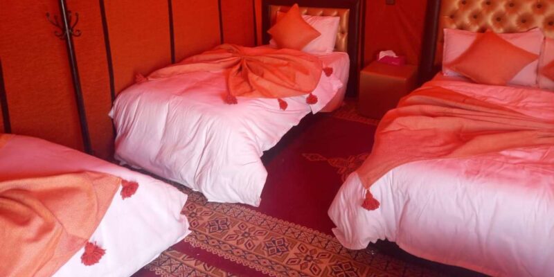 Fes Desert Tours 2 Days to Luxury Desert Camp and Back - Accommodation and Meals