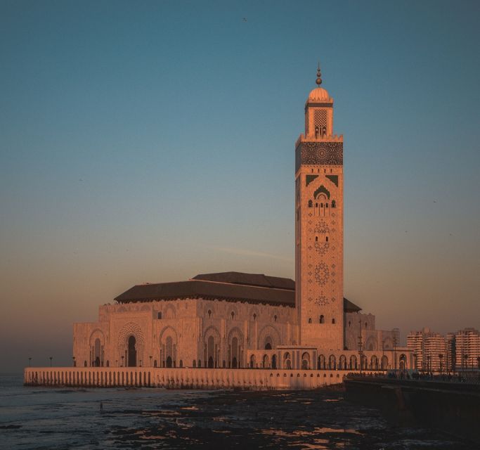 Fes to Casablanca Tour: Discover the Fascinating Journey - Discovering the Hassan II Mosque