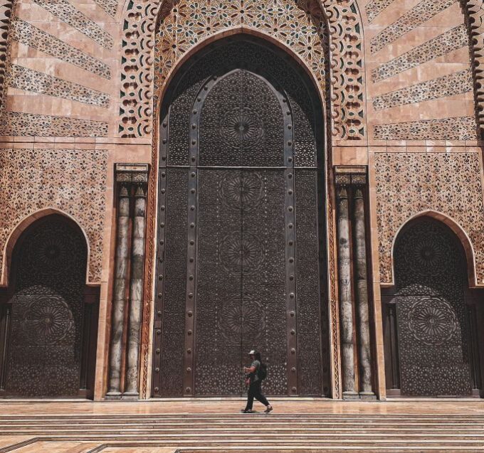 Fes to Casablanca Tour: Discover the Fascinating Journey - Booking and Logistics