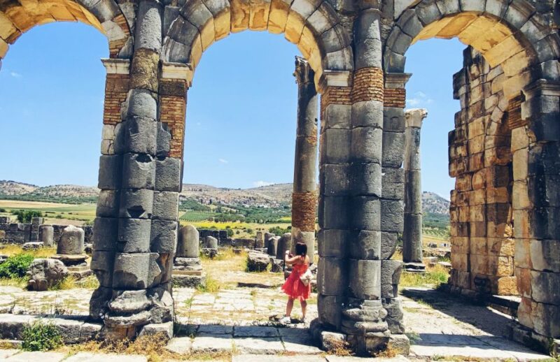 Fes to Volubilis via Meknes and Moulay Idriss Day Tour - Dining in Meknes