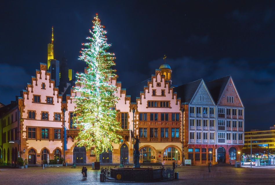 Festive Faro: Historic Christmas Lights & Market Delights - Key Points