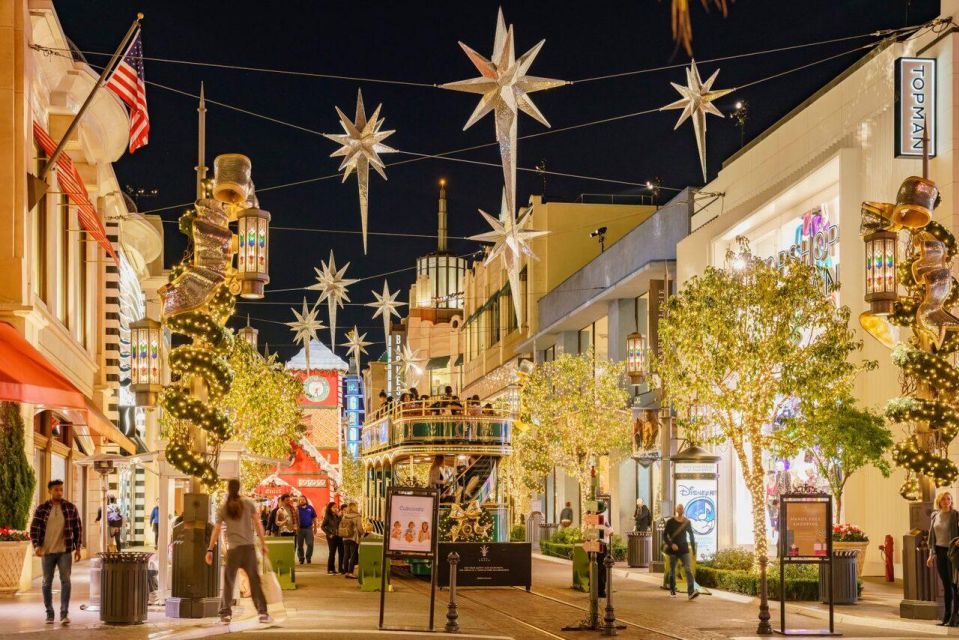 Festive Los Angeles: A Christmas Walking Tour - Frequently Asked Questions