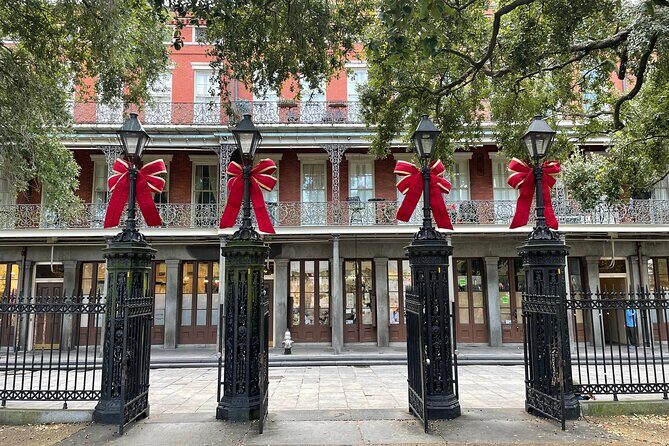 Festive Tour of New Orleans in the Crescent City Christmas - FAQ