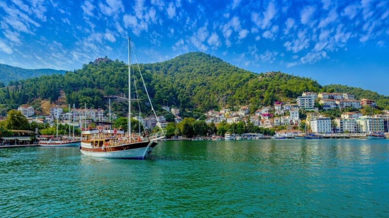 Fethiye: 12 Islands Boat Tour With Lunch and Hotel Pickup - Hotel Pickup and Meeting Details