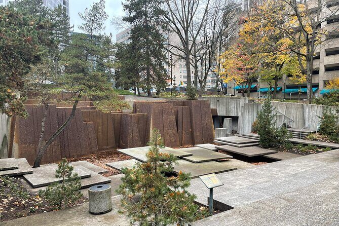 Feuding Founders Portland Oregon Outdoor Escape Room - Key Points