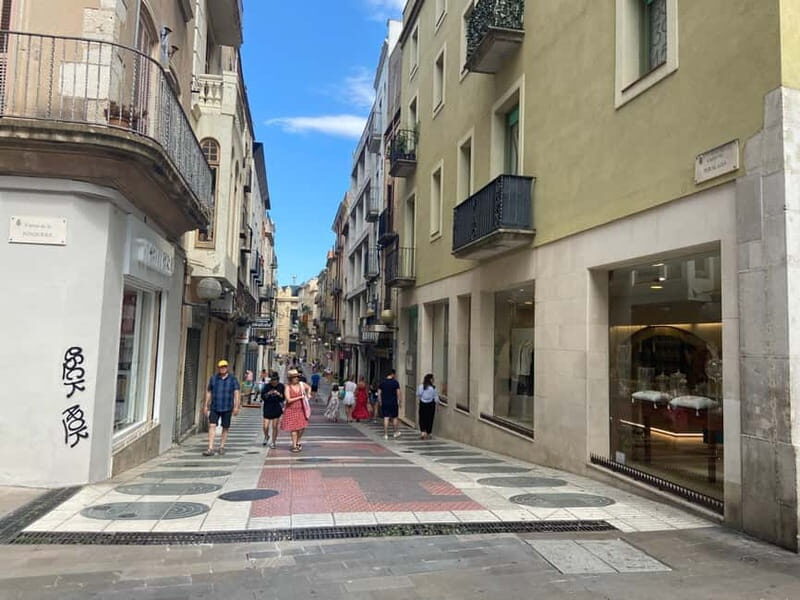 Figueres & Dali Museum Walking Tour with Tickets - Frequently Asked Questions (FAQs)
