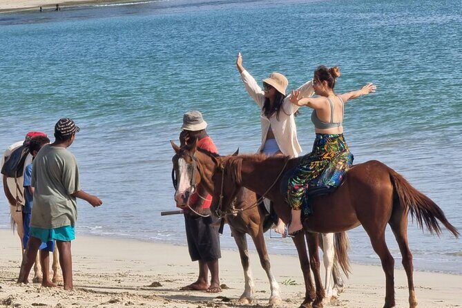 Fijian pottery crafting Village Experience & Natadola Beach Tour - The Itinerary in Detail