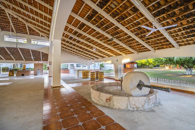 Finca 18 Tequila Tour With Snacks + Optional Pickup Point - Picturesque Property and Photo Opportunities