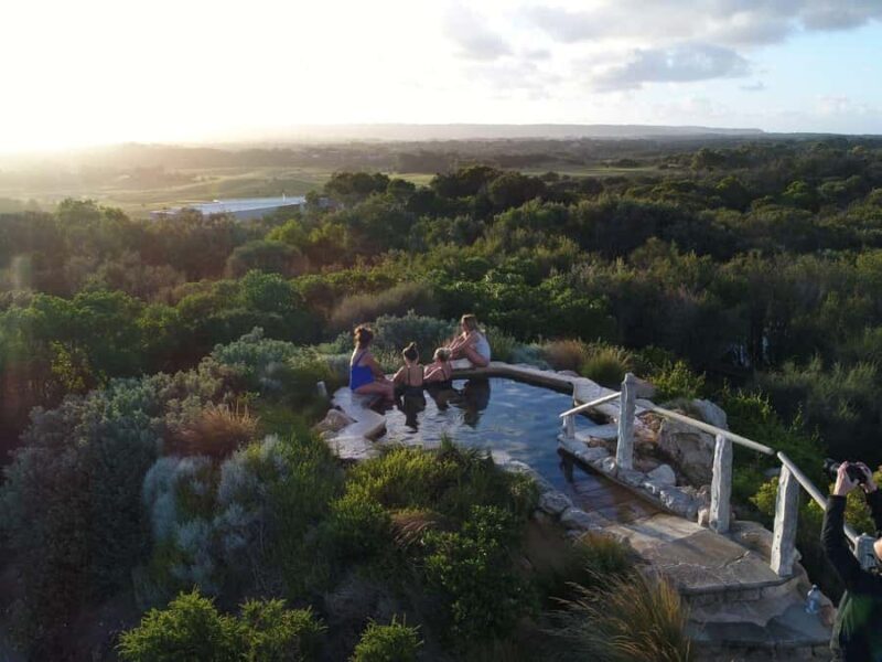 Fingal: Peninsula Hot Springs Entry with Lunch Credit - Key Points