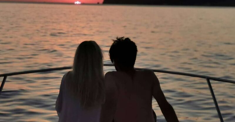 Fira: Private Sunset Cruise With Bbq, Drinks and Hot Springs - Itinerary and Experience
