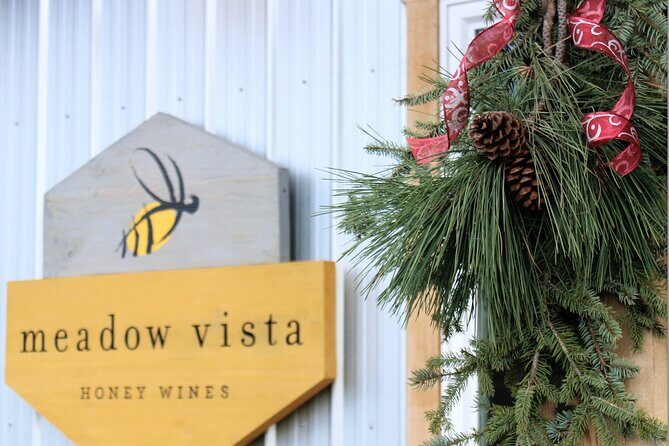 Fireside Warm-Up: Wine Tasting, S'mores & Mulled Wine in Kelowna - Additional Perks and Prizes