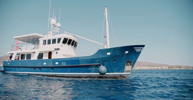 Fishing & Sea Tour - Features of the Boat