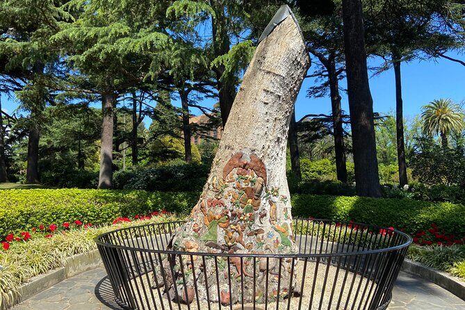 Fitzroy & Treasury Gardens Melbourne Walking Tour - Key Points