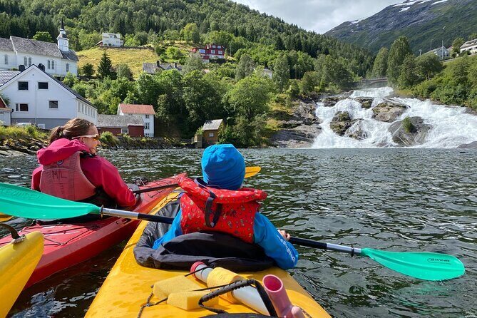 Fjord paddle in Hellesylt - Half Day Kayaking Tour - Key Points