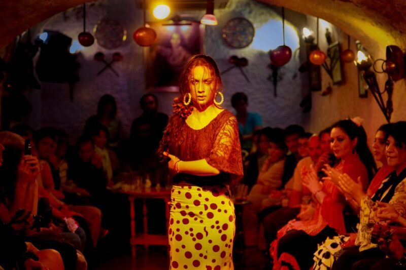 Flamenco Show: Zambra in Cuevas del Sacromonte - An Authentic Flamenco Show in the Heart of Sacromonte