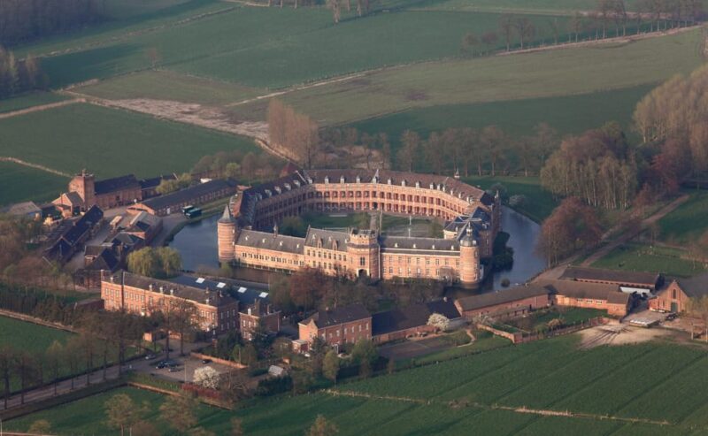 Flanders Day Tour with Turnhout, Hoogstraten & Kasterlee - Hoogstraten and Its Architectural Gems
