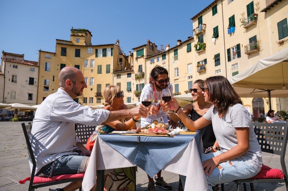 Flavors of Lucca Food Tour With Local Guide - Itinerary and Activities