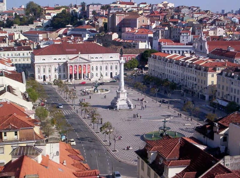 Flavors Stories of Lisbon: An authentic tour. - Key Points: