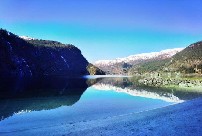 Flexible Tour to Modalen Castle Hesjedalsfossen Can Hiking - Nearby Attractions