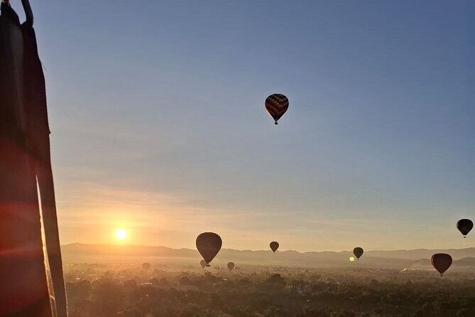 Flight in Teotihuacan Hot Air Balloon with Transportation and Breakfast - An In-Depth Look at the Experience