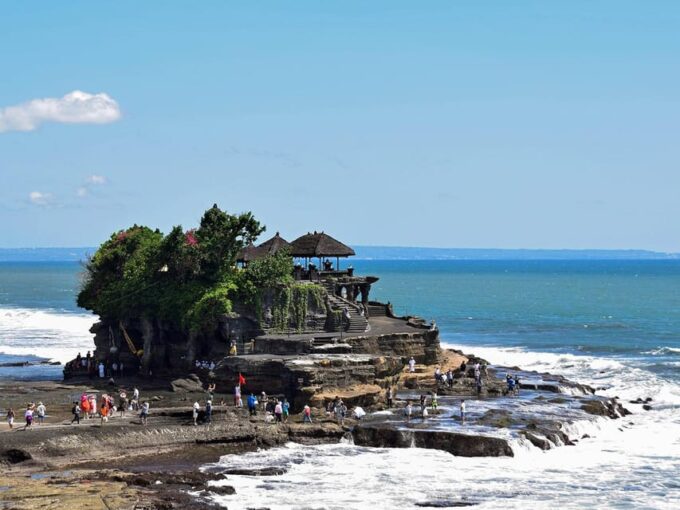 Floating Breakfast : Lovely Sunset at Tanah Lot/Private Tour - Pickup Locations and Main Stops