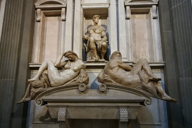 Florence: 1.5 hour Medici Chapels monolingual small-group guided tour - What to Expect from Your Florence Medici Chapels Tour