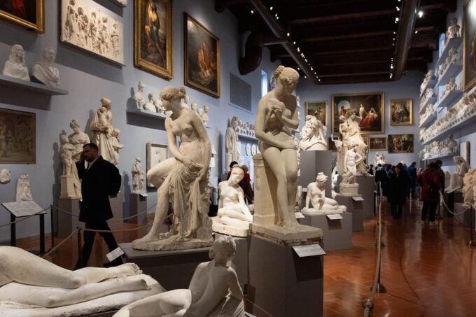 Florence: Accademia Ticket & Audio Guided Tour With Host - Important Policies and Restrictions