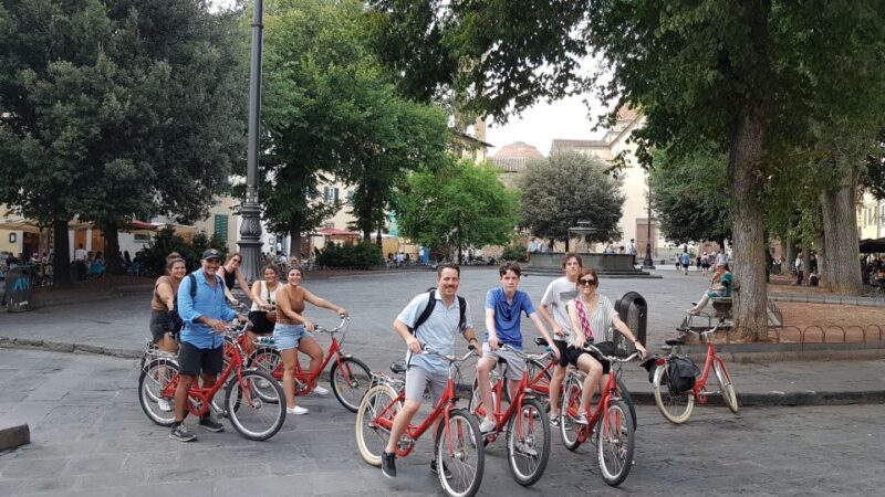 Florence at Night Bike Tour With Wine and Aperitivo Picnic - Exploring Florence After Dark