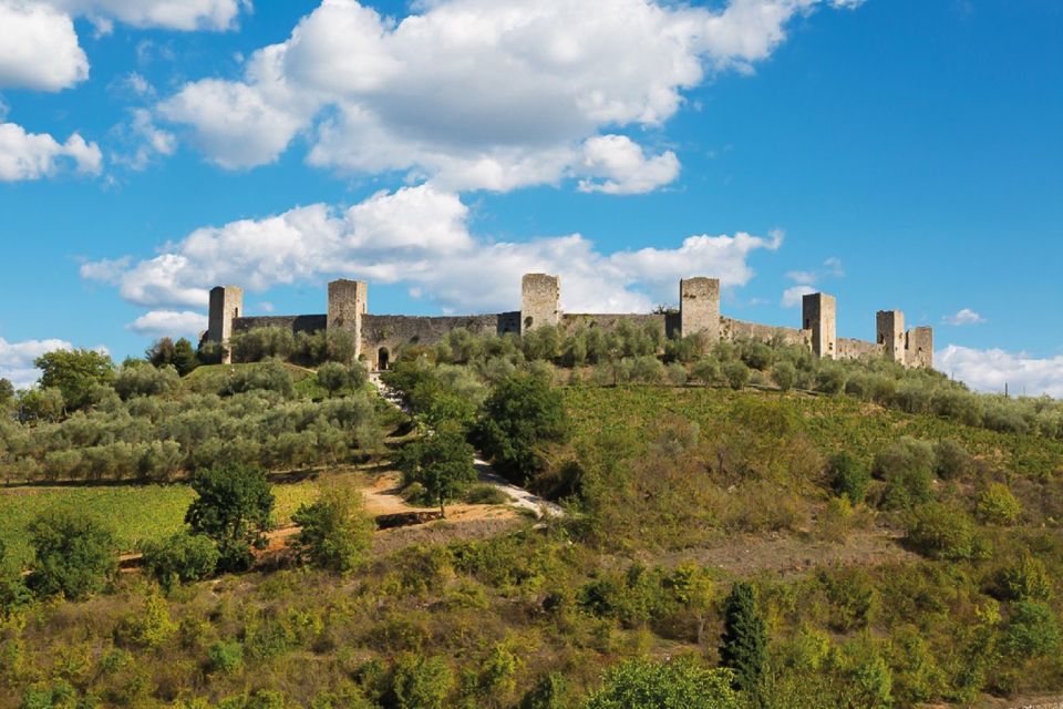Florence/Badesse: Tuscany Group Vespa Tour With Wine Tasting - Medieval Village Stops