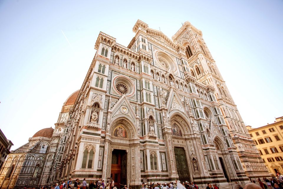 Florence by Land & Water: Walking Tour and Arno River E-Boat - Key Points