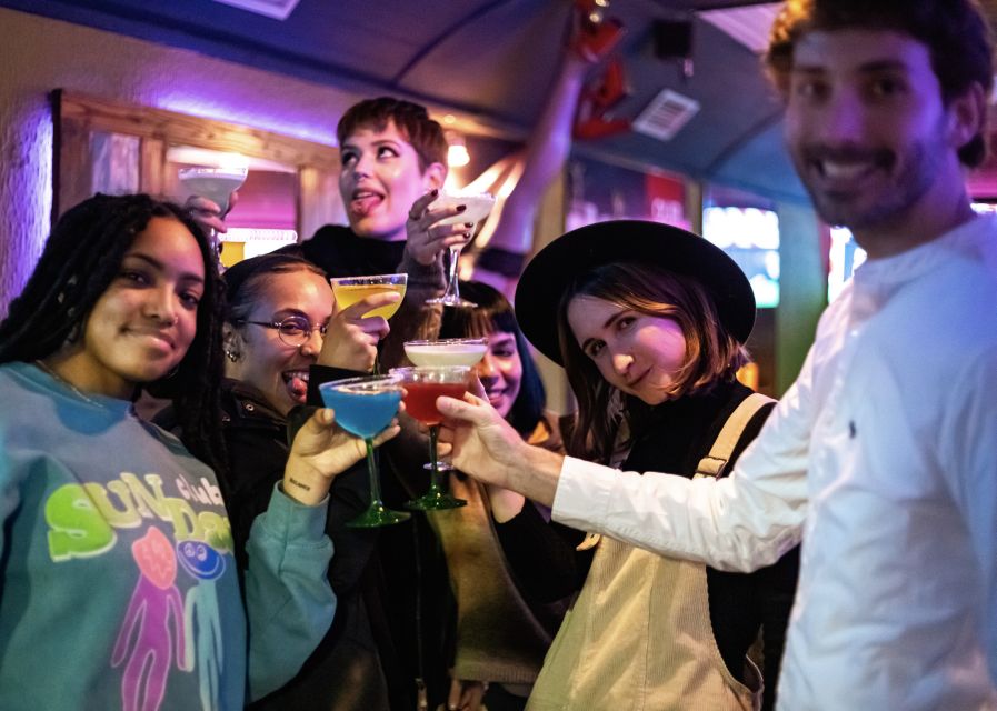 Florence: Dark History Walking Tour With Bar Stops - Highlights of the Experience