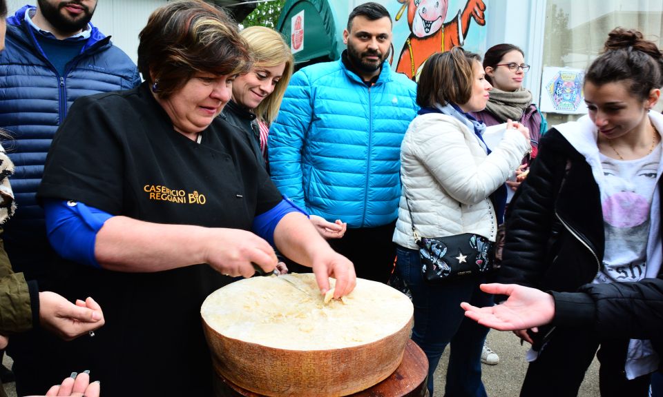 Florence: Emilia-Romagna Small Group Gastronomy Tour - Key Points