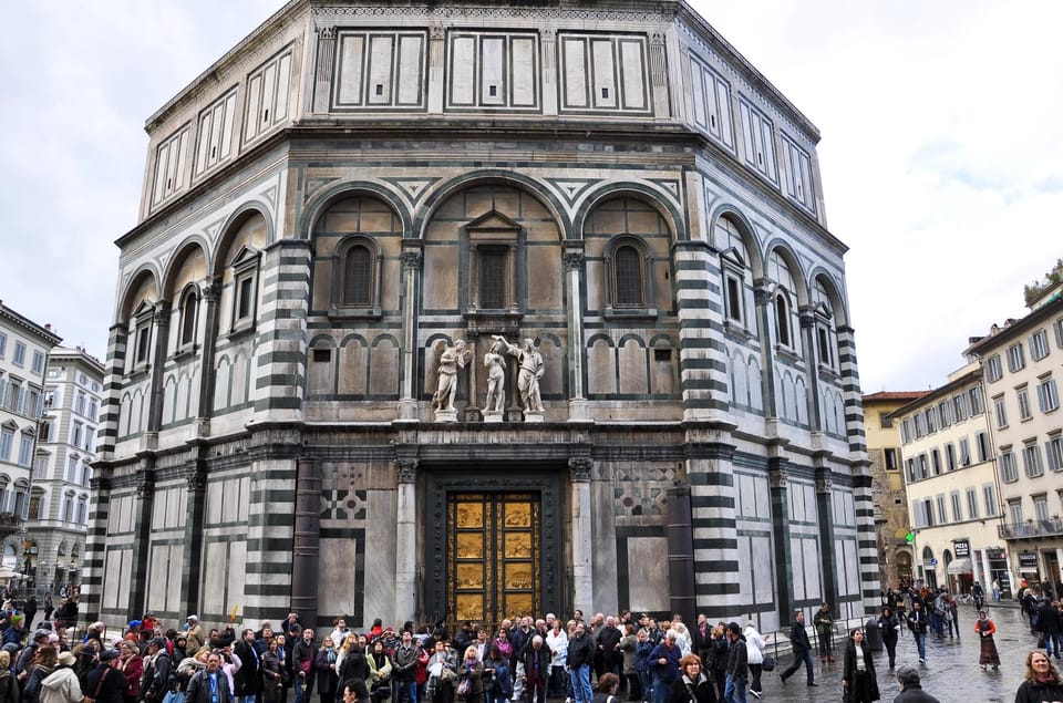 Florence: (English) Walking Tour With a Licensed Guide - Key Points
