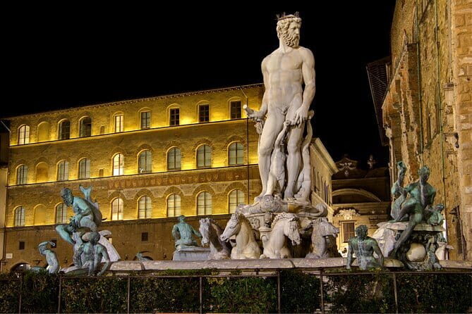 Florence Evening Walking Tour: Stories of Power, Love & Betrayal - A Deep Dive into the Florence Evening Walking Tour