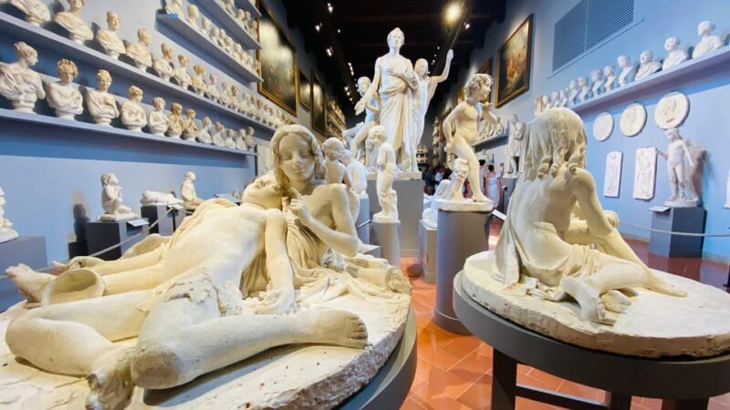 Florence: Fast Track Tickets for the Accademia Gallery - A Practical Guide to the Florence Accademia Fast Track Experience