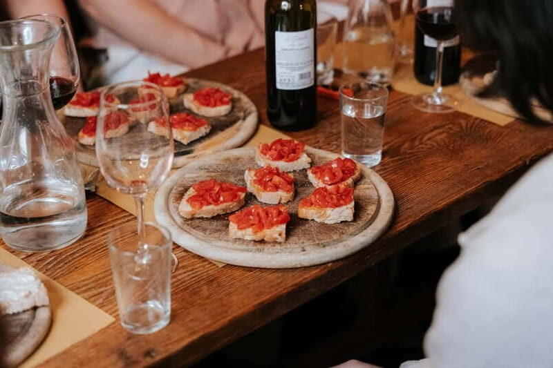 Florence: Food & Wine Tour in Oltrarno Neighborhood - The Sum Up