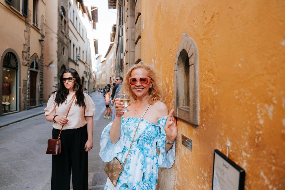 Florence: Food & Wine Tour in Oltrarno Neighborhood - Authentic Neighborhood Exploration