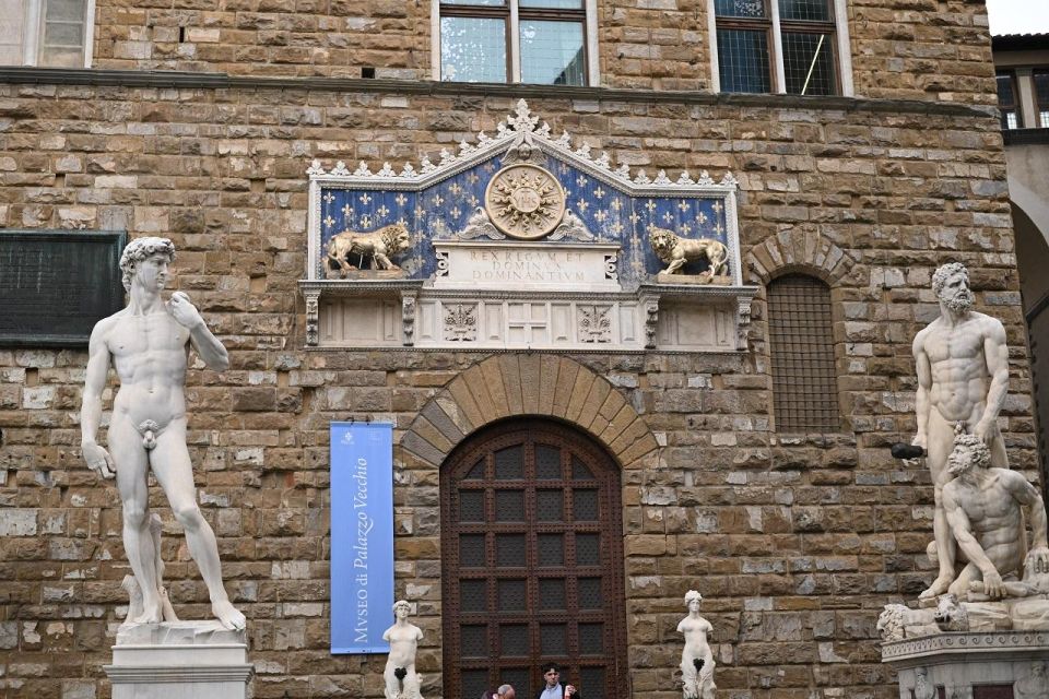 Florence: Guided Tour of Medici Family Secrets and Chapels - Michelangelos Masterpieces