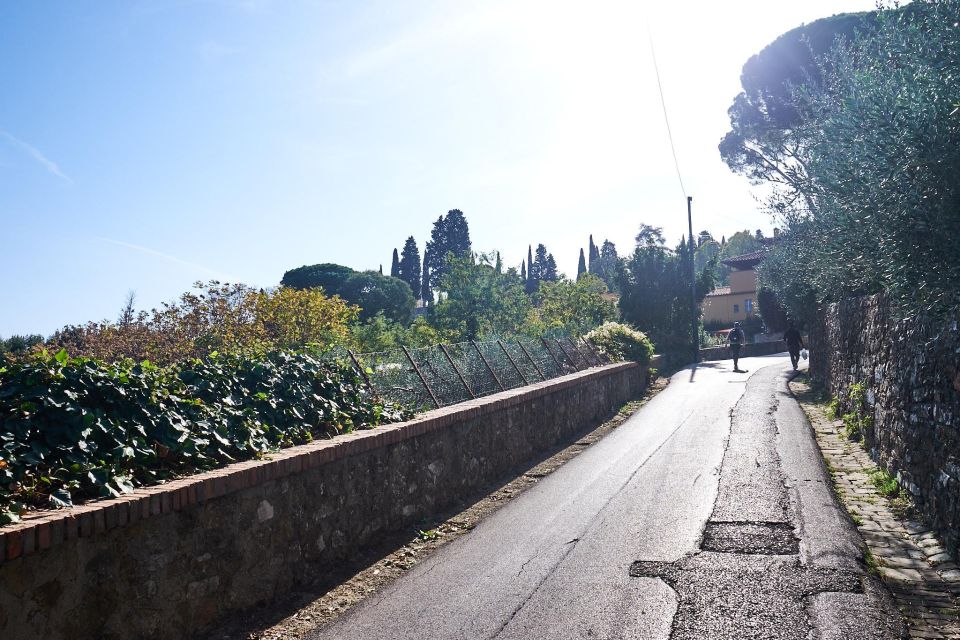 Florence: Local Hills E-Bike Tour With Olive Oil Tasting - The Tour Experience
