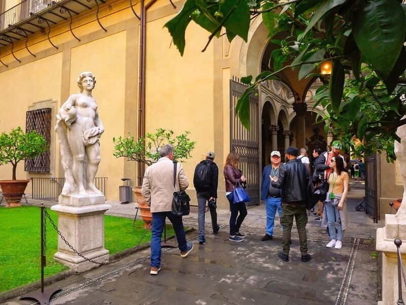 Florence: Medici Family Guided Walking Tour - Practical Tips for Travelers