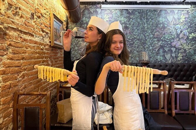 Florence Pasta Cooking Class with Tiramisu and Unlimited Wine - Key Points