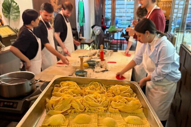 Florence Pasta Cooking Class with Tiramisu and Unlimited Wine - Why Travelers Love It