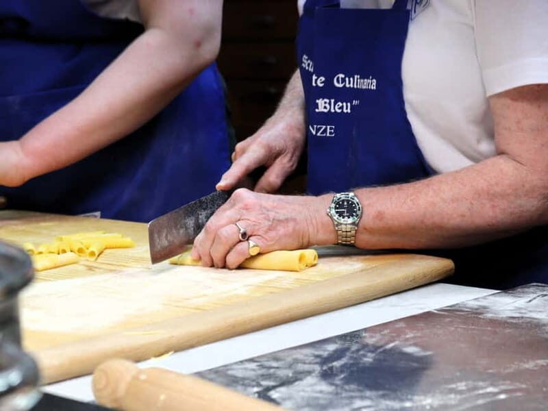 Florence: Pasta Making Class with Wine or Soft Drinks - FAQ