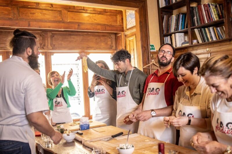 Florence: Pasta & Tiramisu Class With Market Shopping Option - Class Details