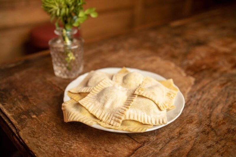 Florence: Pasta & Tiramisu Class With Market Shopping Option - Meeting Point and Logistics