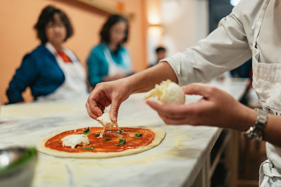 Florence: Pizza and Gelato Preparation Class - Class Overview